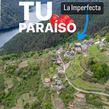 Ribeira Sacra La Imperfecta Santa María Exterior foto